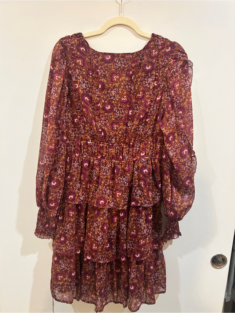 House of Harlow 1960 Burgundy Floral Tiered Midi Dress - Picture 6 of 7
